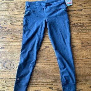 Athleta Relay Tight Flgy Dark Grey Leggings Sz M